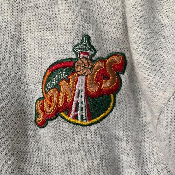 reversible Seattle Sonics sweatshirt - Picture 3 of 10